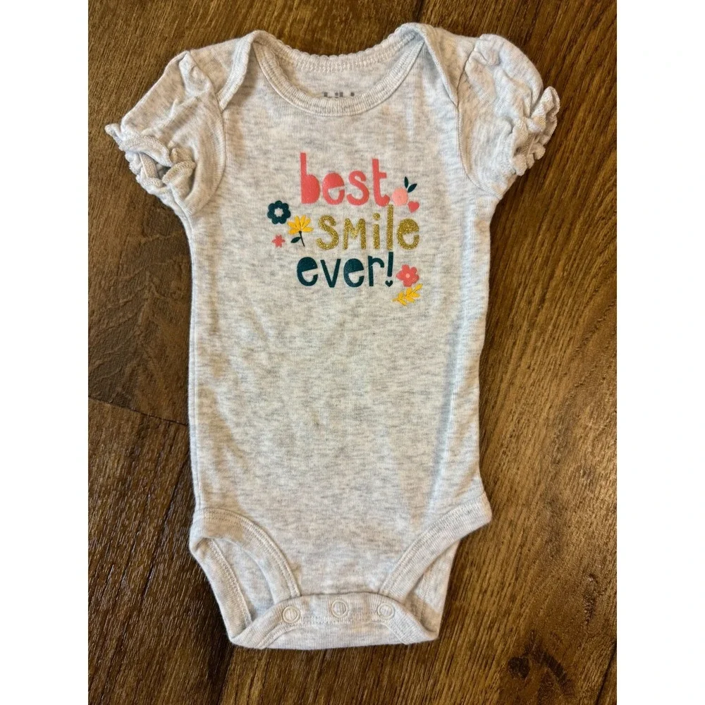Carters Baby Girl Newborn Outfits Tee Shirts Bodysuits Clothes Smile Snuggles‎